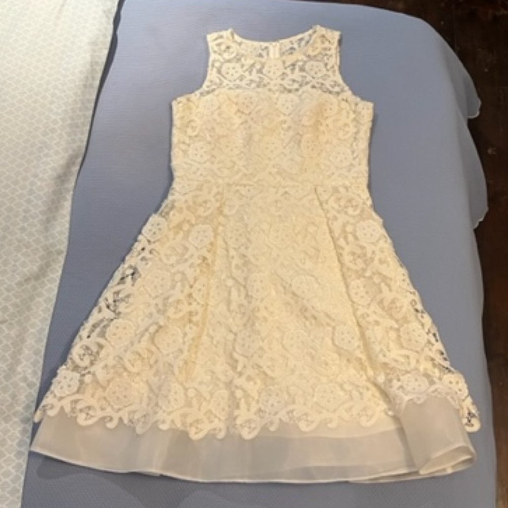 David Meister White Lace Dress Size 14